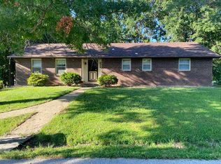 224 Pheasant Ln, Holts Summit, MO 65043