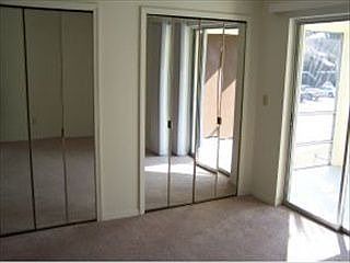 5th image of 2959 Sir Hamilton Cir