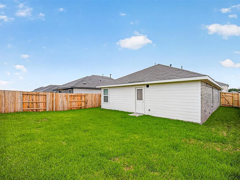 26834 Vanilla Pearls Ln — Photo 40