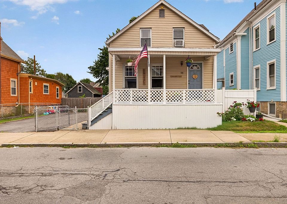 1st image of 98 Parker St