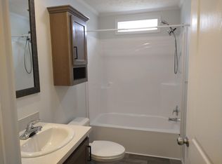 120 Taylor Ct #120, Davison, MI 48423