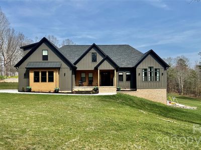 1360 Sain Rd, Hickory, NC, 28602