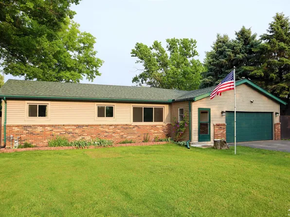 6336 Moreland St, Erie, MI 48133