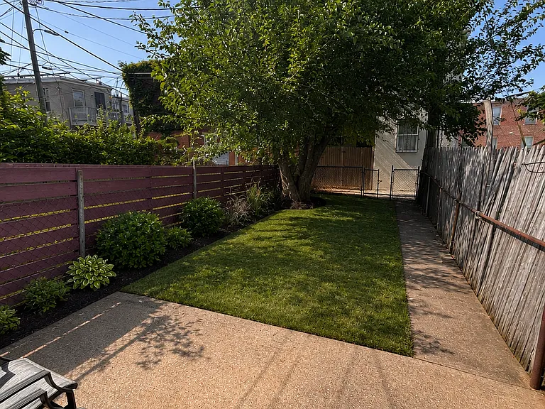 2214 E Fayette St — Photo 38