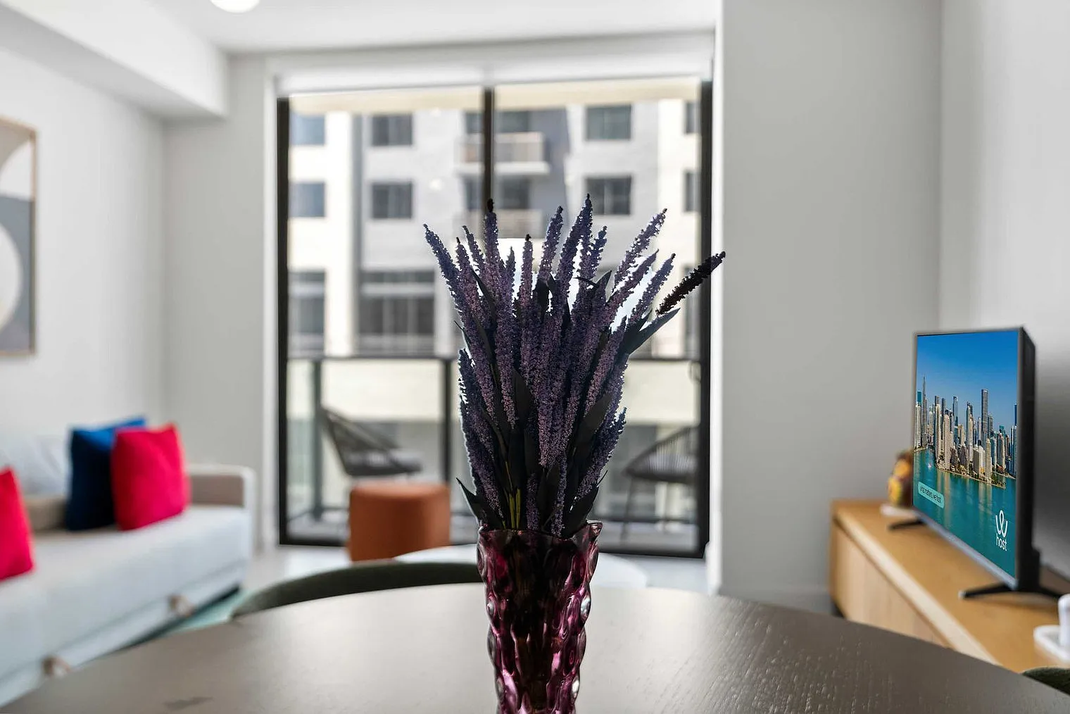 1 bed, 1.0 bath, 645 sqft, $3,937 — Photo 4