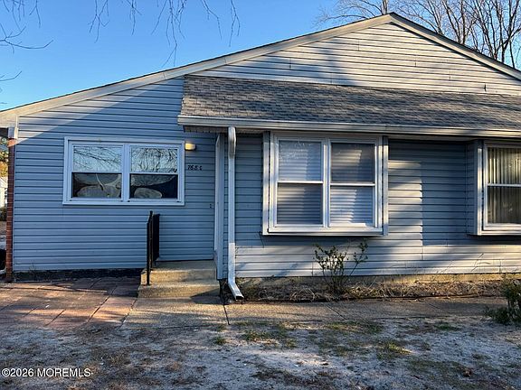 2nd image of 768 Hudson Parkway #C