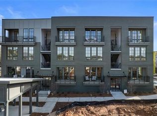 989 Bibbs Cir #25, Atlanta, GA 30318