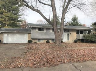 1004 E Mumford Dr, Urbana, IL