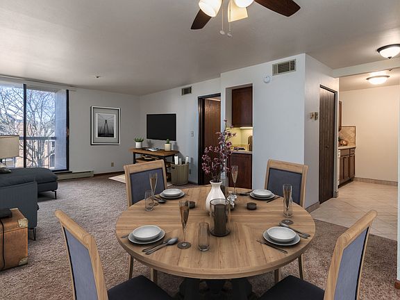 3rd image of 8901 N Park Plaza Ct #109