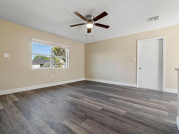 5th image of 140 S Marjorie Ct #140