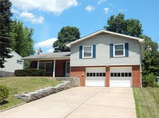 653 Carnival Dr, Pittsburgh, PA
