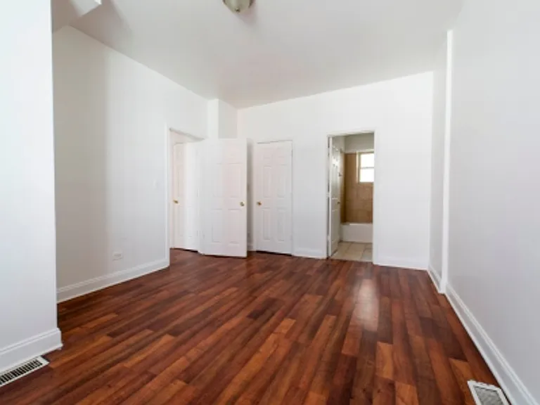 7241 S Phillips — Photo 3