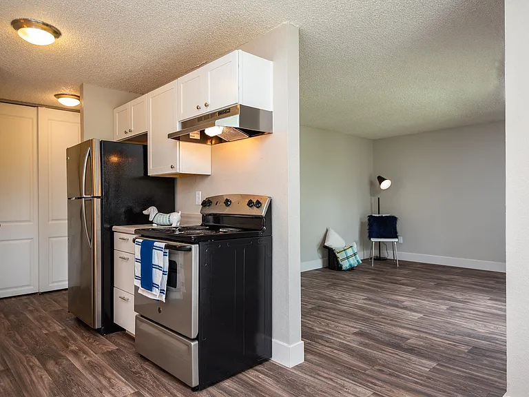 Oak Grove Kitchen, Dining and Living Room