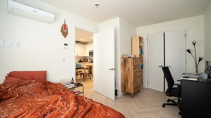 Rented by Nooklyn NYC LLC | media 19