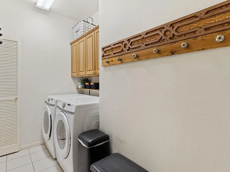 3830 Brushland Ct — Photo 33