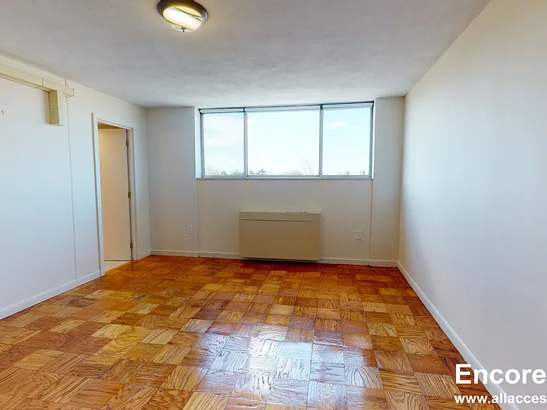 17 Monmouth Ct #D — Photo 14