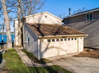 2376 Bartlett Rd, Pleasant Lake, MI 49272