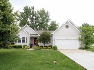 1210 Yankee Woods Dr, Dayton, OH 45458