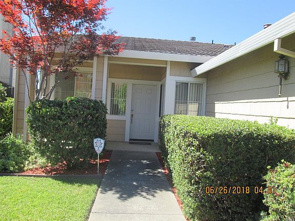 2nd image of 148 Hawkesbury Way