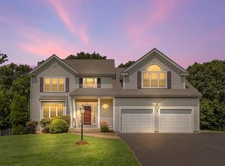 28 Brogden Rd, Ashland, MA 01721