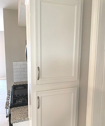 5th image of 5003 Village Ct