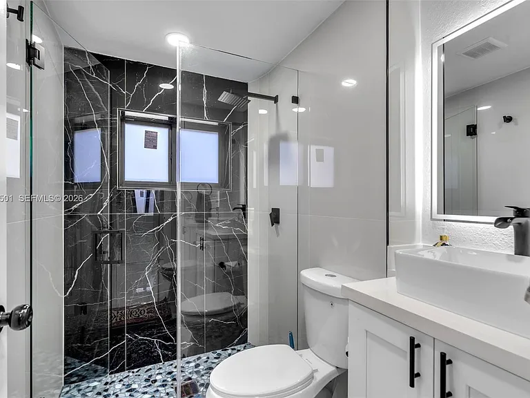 3609 SW 23rd St — Photo 12