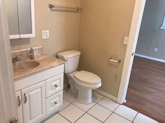 4th image of 6707 Interbay Blvd