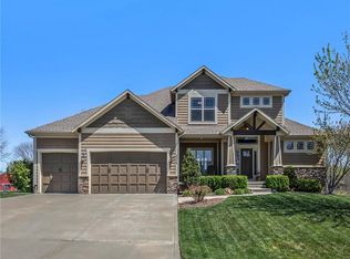 4329 SE Lariat Dr, Lees Summit, MO 64082