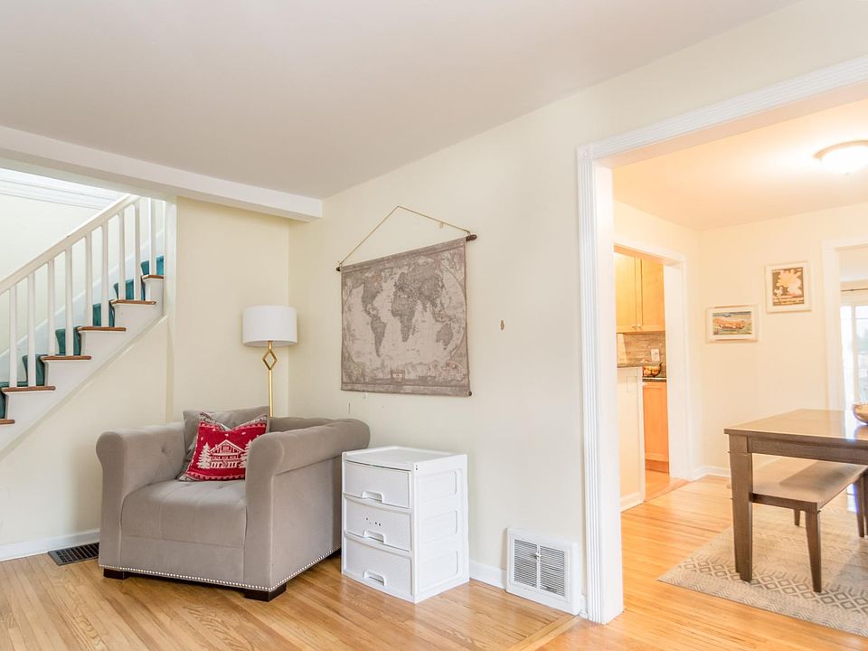 833 Mill Plain Rd, Fairfield, CT 06824 Zillow