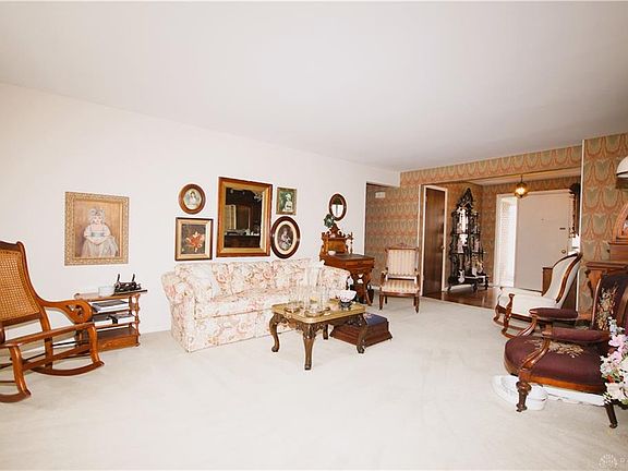 4th image of 550 Chipplegate Dr