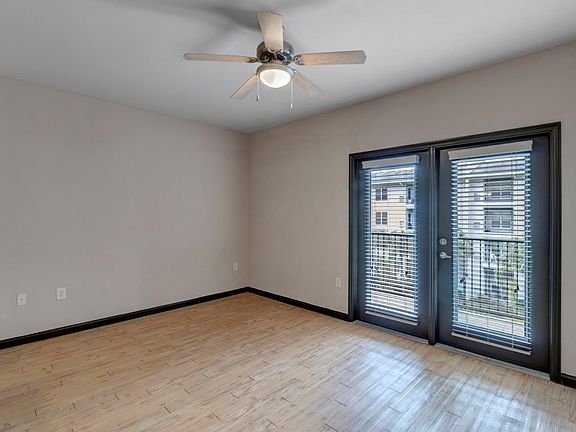 The District Universal Boulevard Apartments general photo