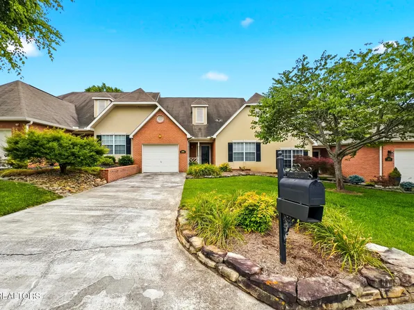 2605 Knob Creek Ln, Knoxville, TN 37912
