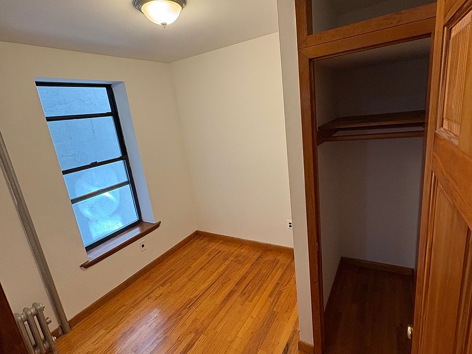 2nd image of 146 E 98th St APT 13
