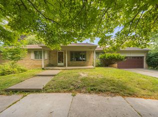 7391 Finnegan Dr, West Bloomfield, MI 48322