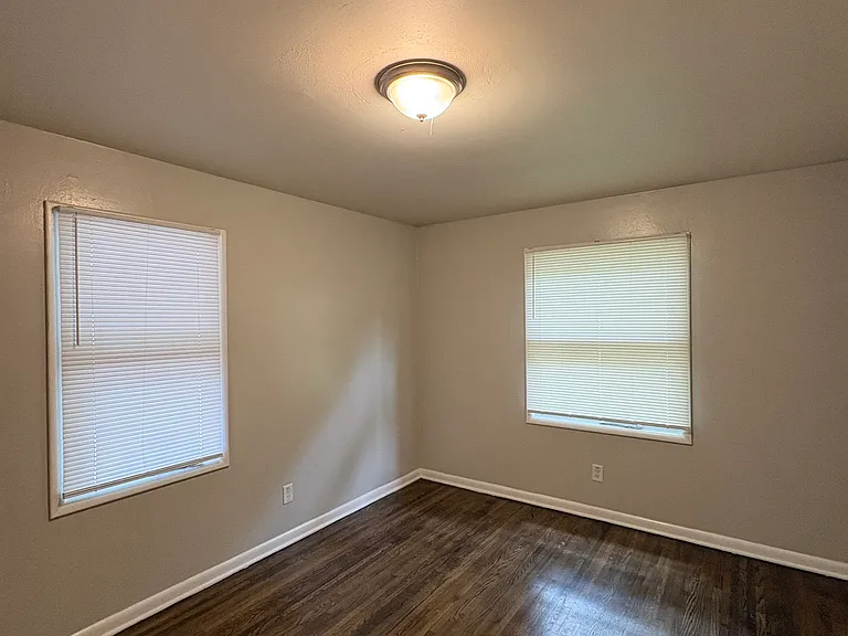 13 Gregory Ln — Photo 16