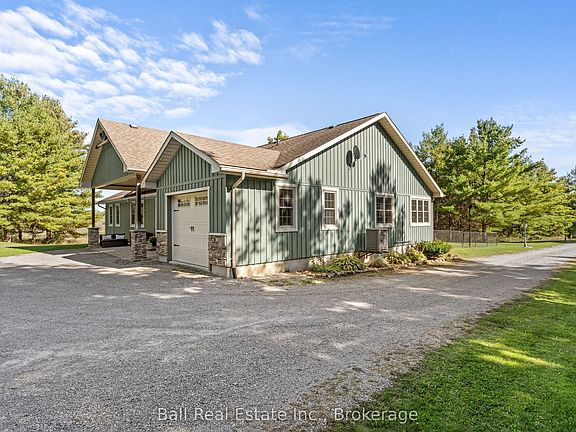 3rd image of 382 Lakehurst Circle Rd