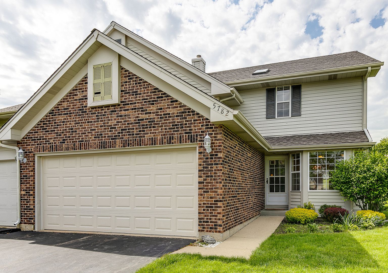 5782 Regency Ct, Gurnee, IL 60031 Zillow
