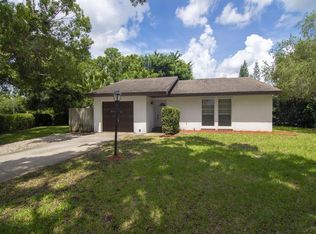 1005 36th Ct, Vero Beach, FL 32960