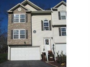 6440 Lindsey Ln, Murrysville, PA 15632
