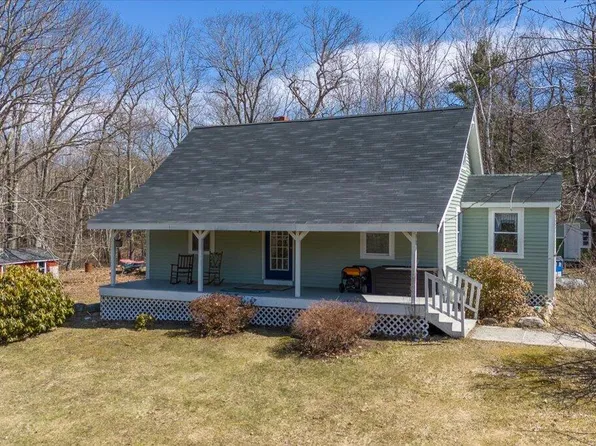612 Lincolnville Avenue, Searsmont, ME 04973