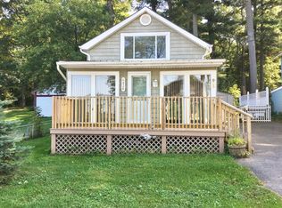 926 E Lakeshore Dr, Colchester, VT 05446