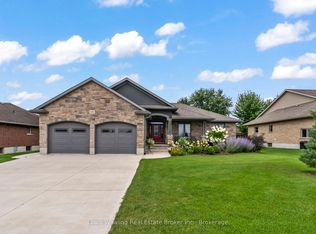 108 Twelve A Ave, Hanover, ON N4N3T9