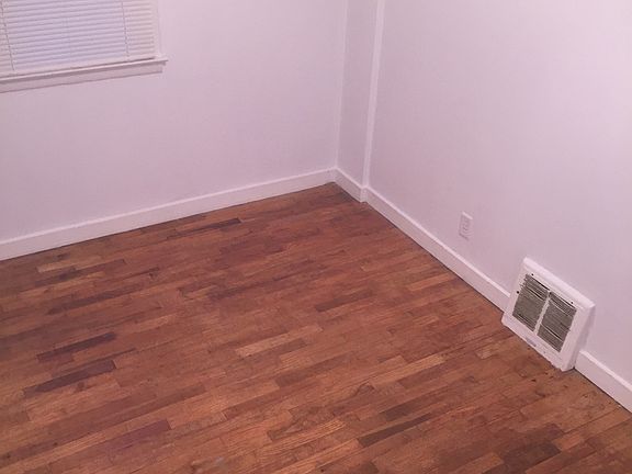 5th image of 3617 Hoover St