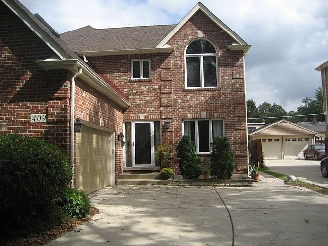 2nd image of 409 S Hawthorne Ave