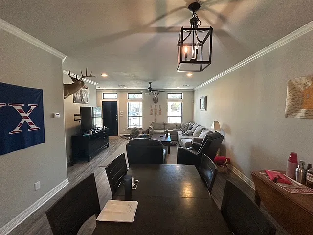 808 Fairview - B — Photo 4