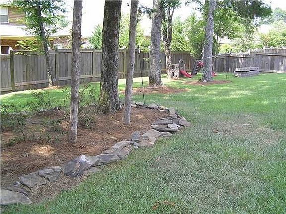 3rd image of 112 Bear Creek Cir