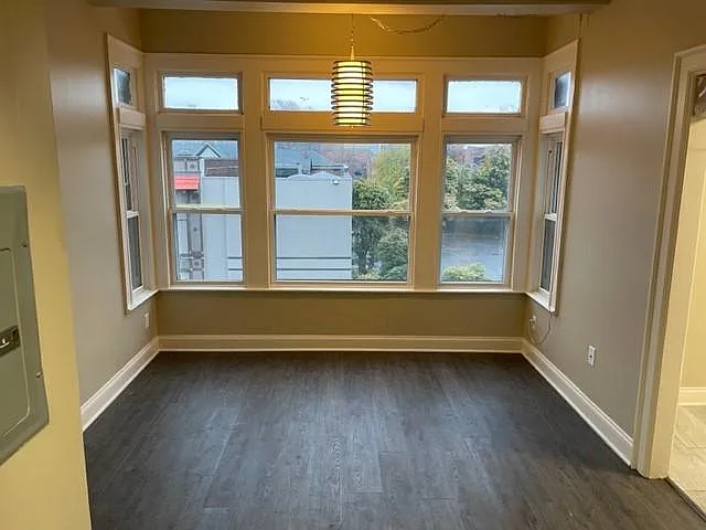 84 Elmwood Ave #8 — Photo 2