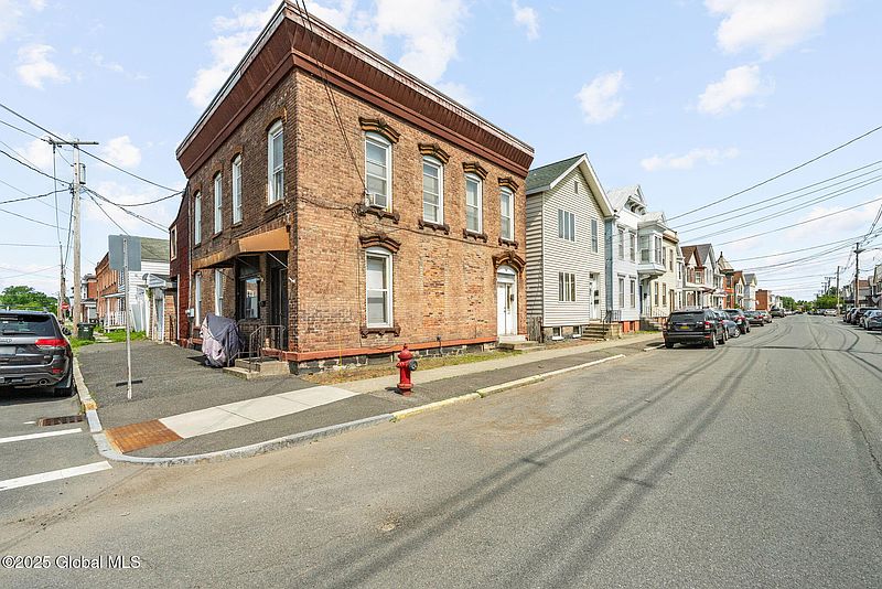 2nd image of 102 Hudson Avenue