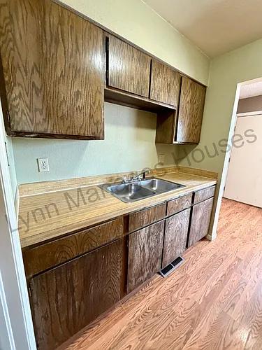 1 bed, 1.0 bath, $1,000 Photo 1