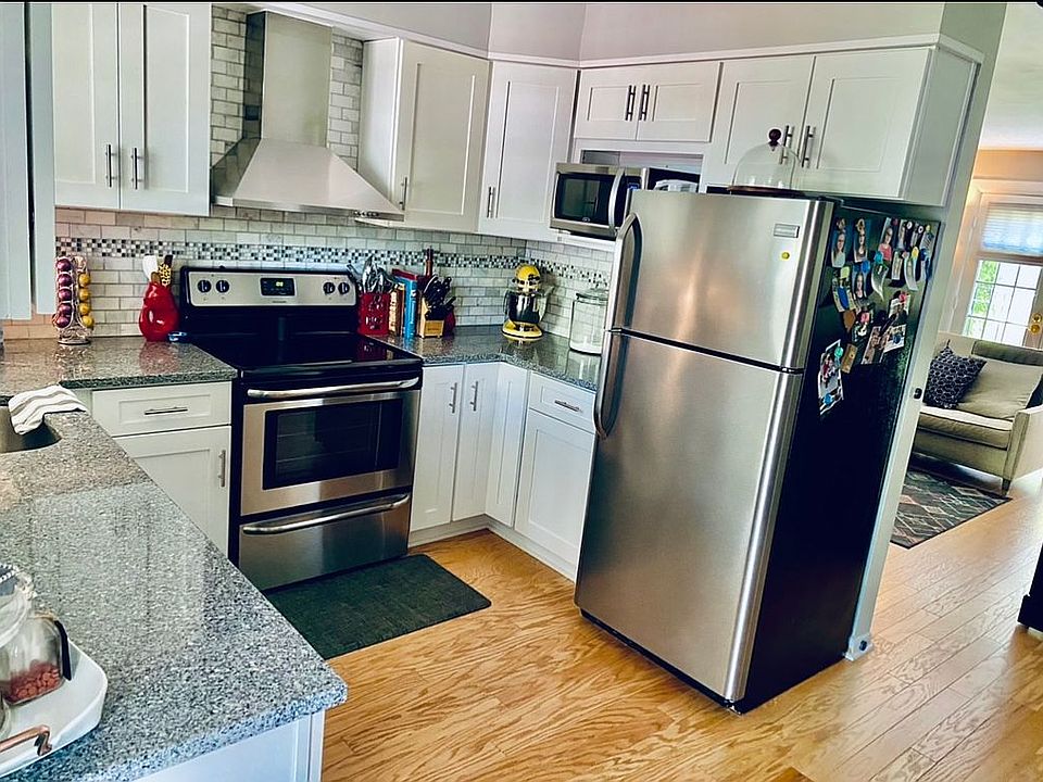 Newly-Renovated Kitchen